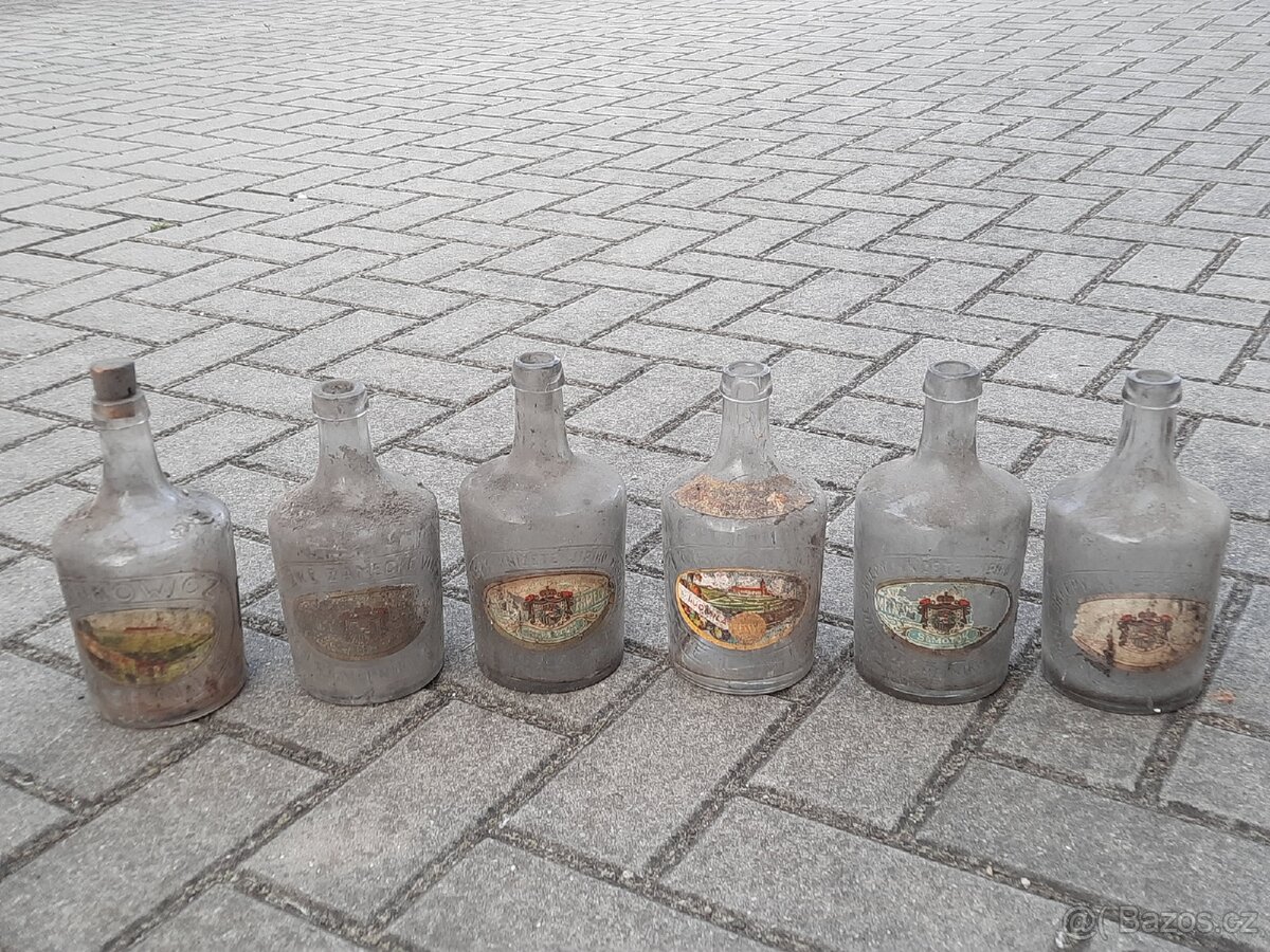 stare lahve vino Ludmila Mělník