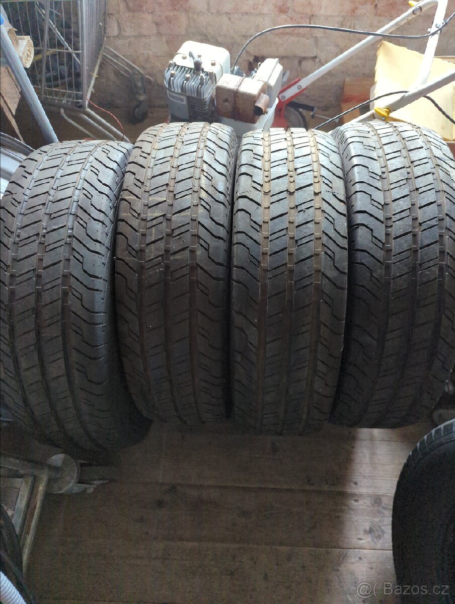 225/75R/16C Continental , cena 2500Kč za kus