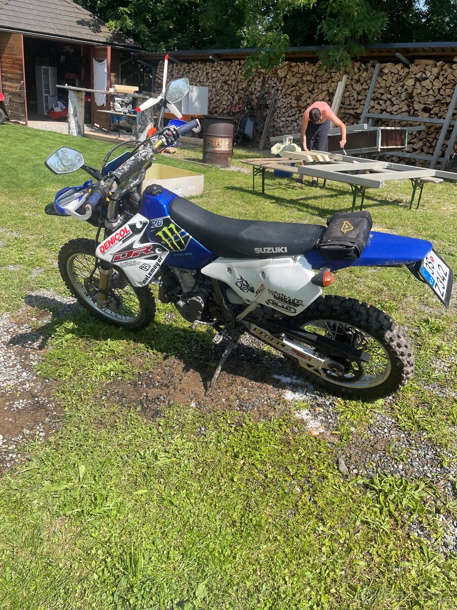 Suzuki dr 400 z