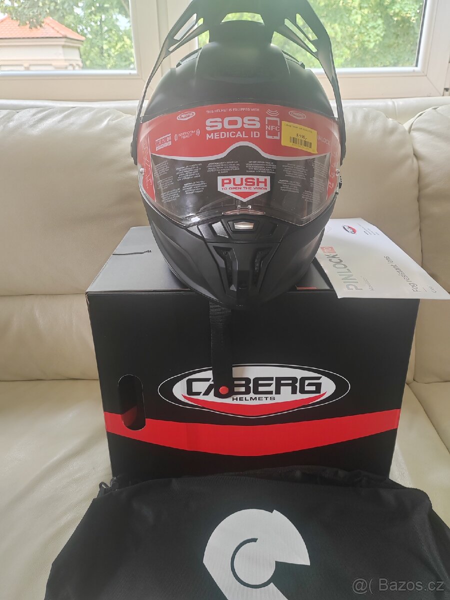 Motorkarska helma Caberg Táňa i matt Black XL