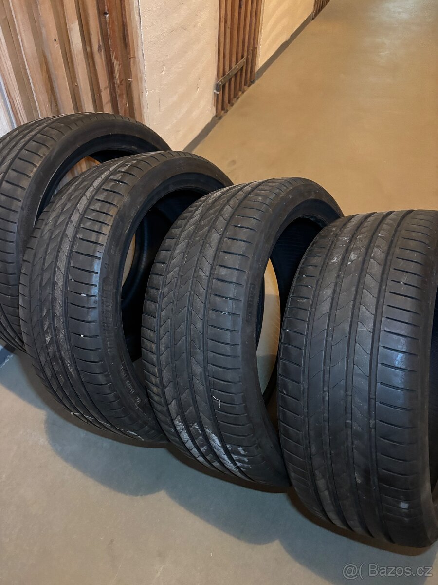 Letní pneu 225/40 R19 93Y Bridgestone