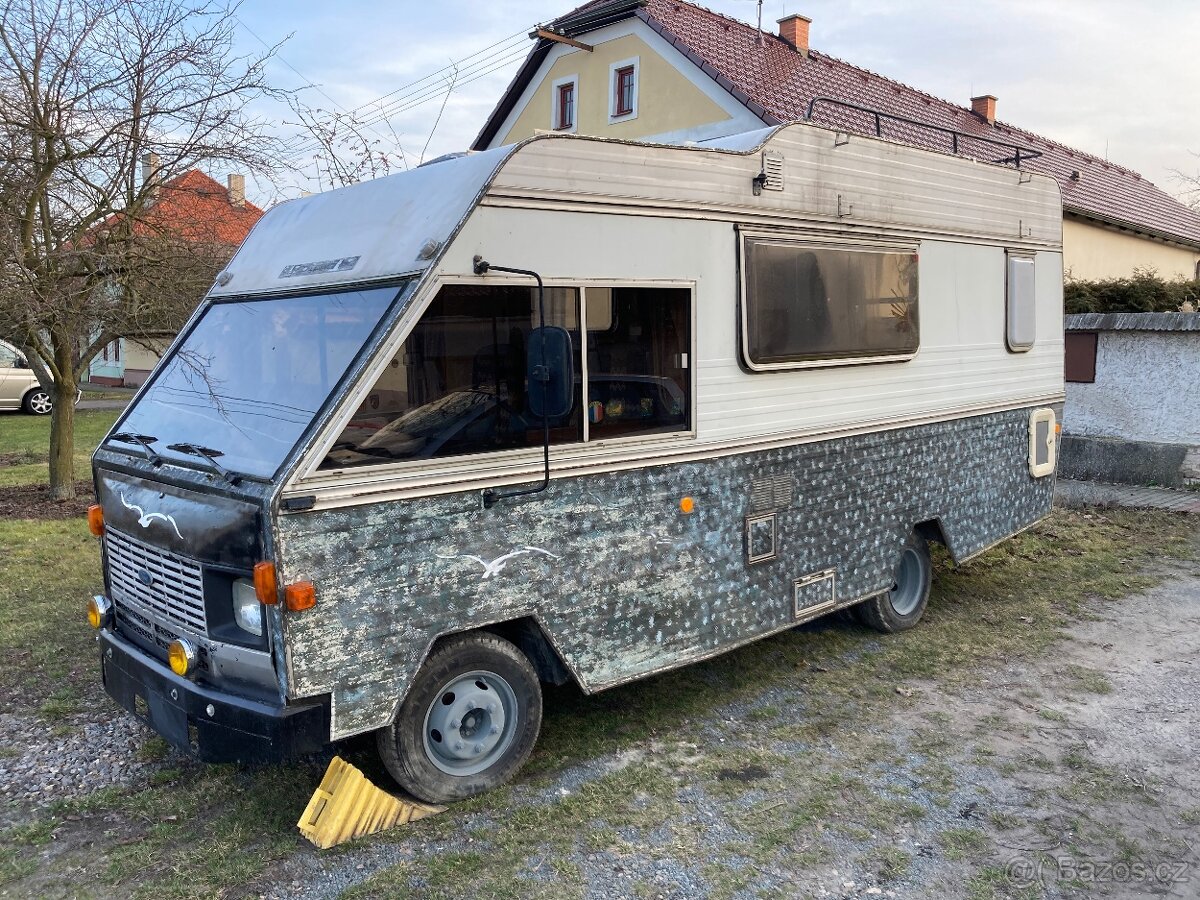 Obytný Ford Transit