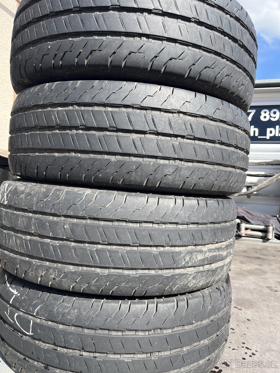 Continental 235/65 16C