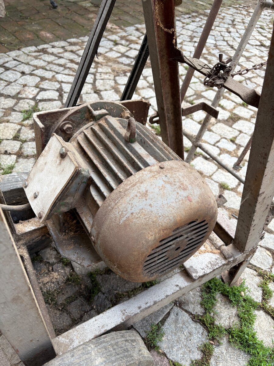 Elektromotor Siemens 3 kW – funkční, 1440 ot/min