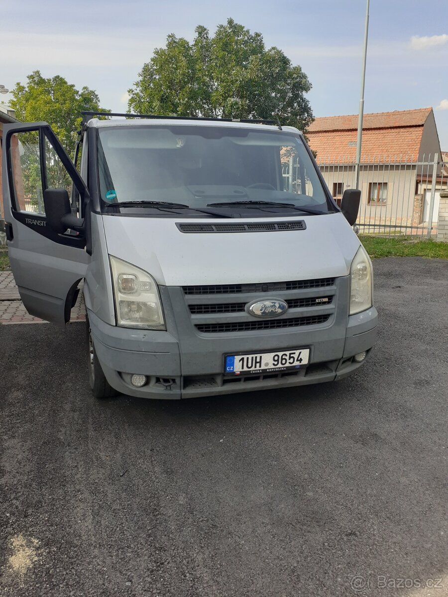 Ford Transit 2,2 ,81KW/280, naj 275tis,3mistny,r.v.2007