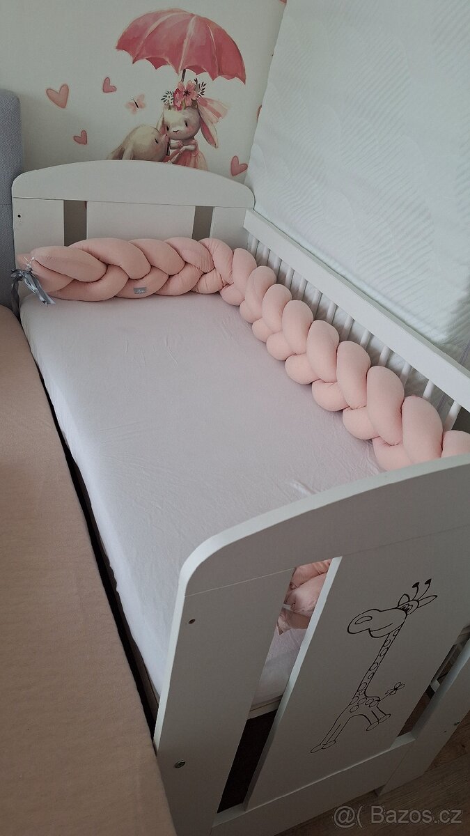 Dětská postýlka s matrací