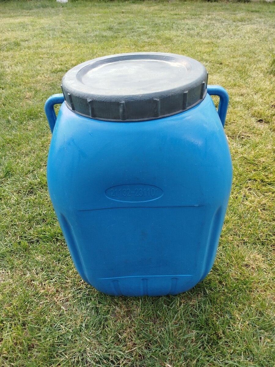 Plastové sudy 60l od potravin