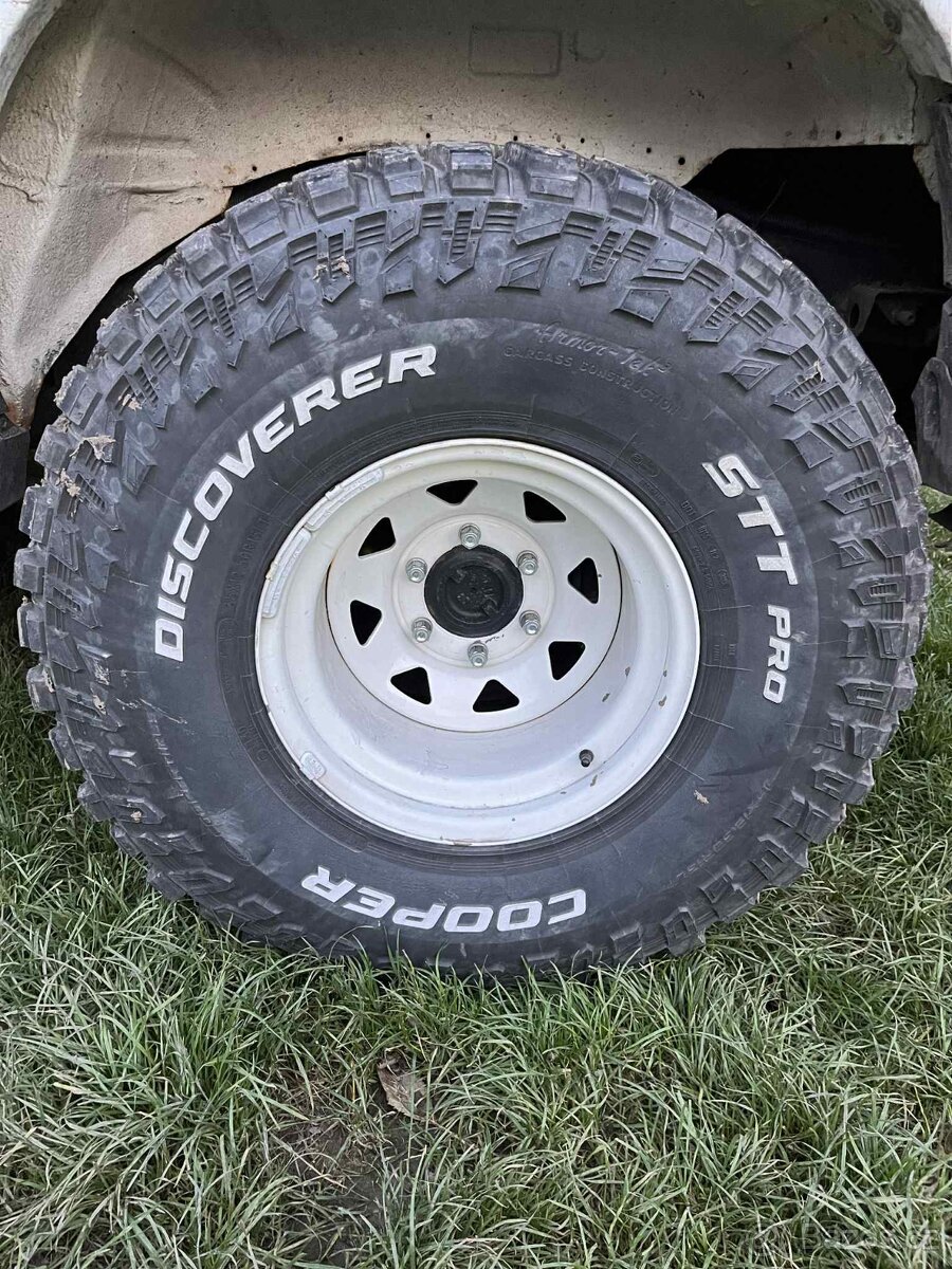 35x12,5 r15 STT PRO MT 6x139.7