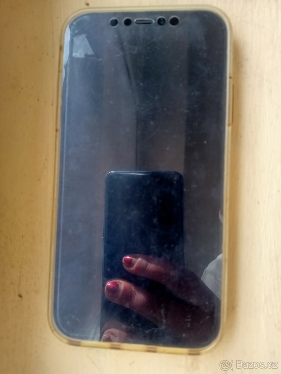 Apple iPhone XR