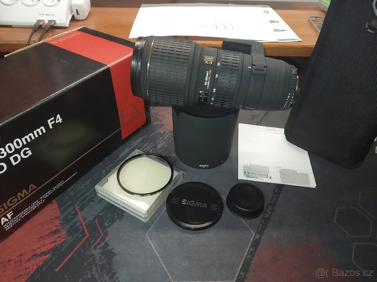 Sigma APO DG EX 100-300 F4 Nikon