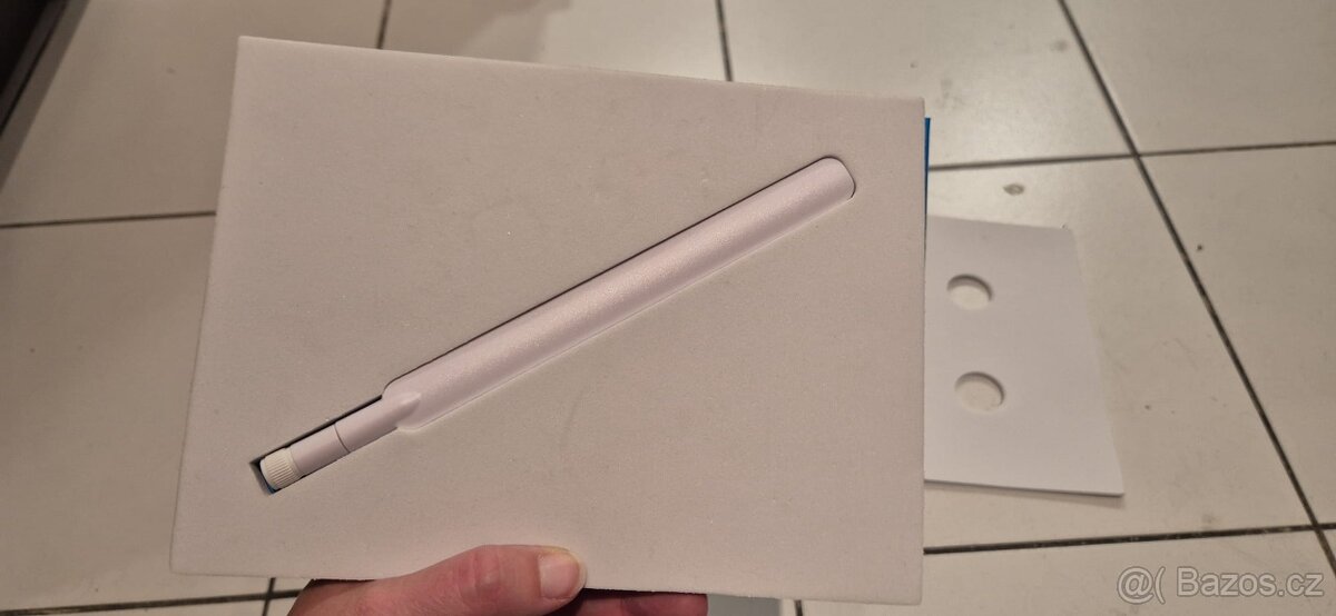 Bezdrátová bezpečnostní kamera zn. Reolink Go PT + Reolink S