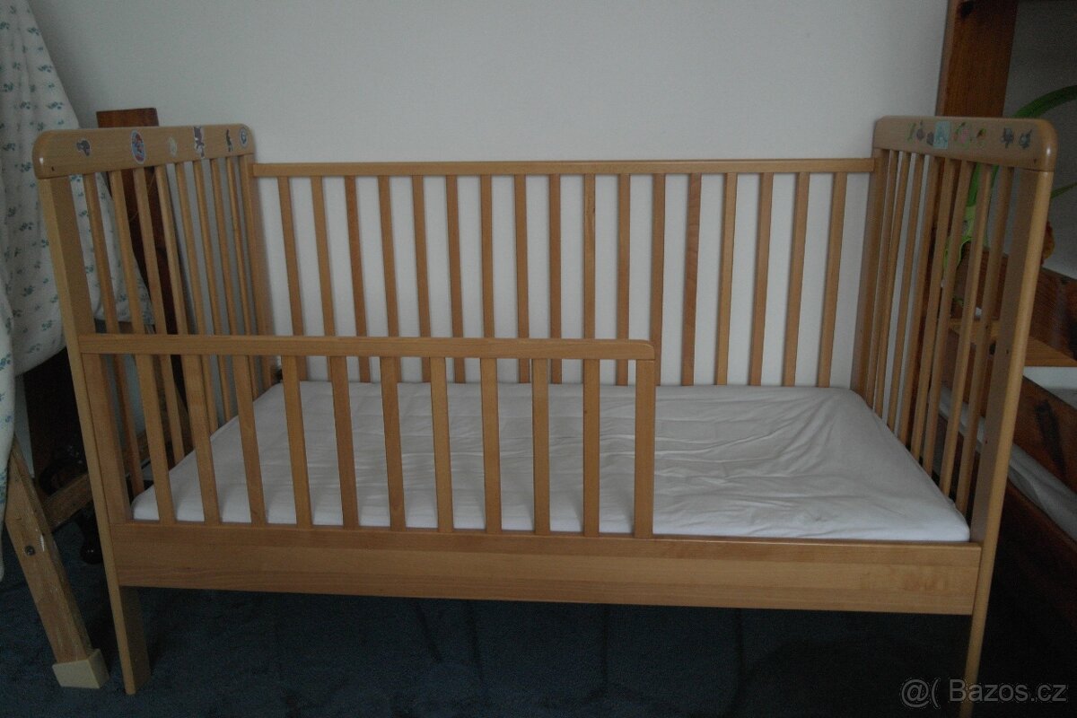 Dětská dřevěná postýlka 140x70