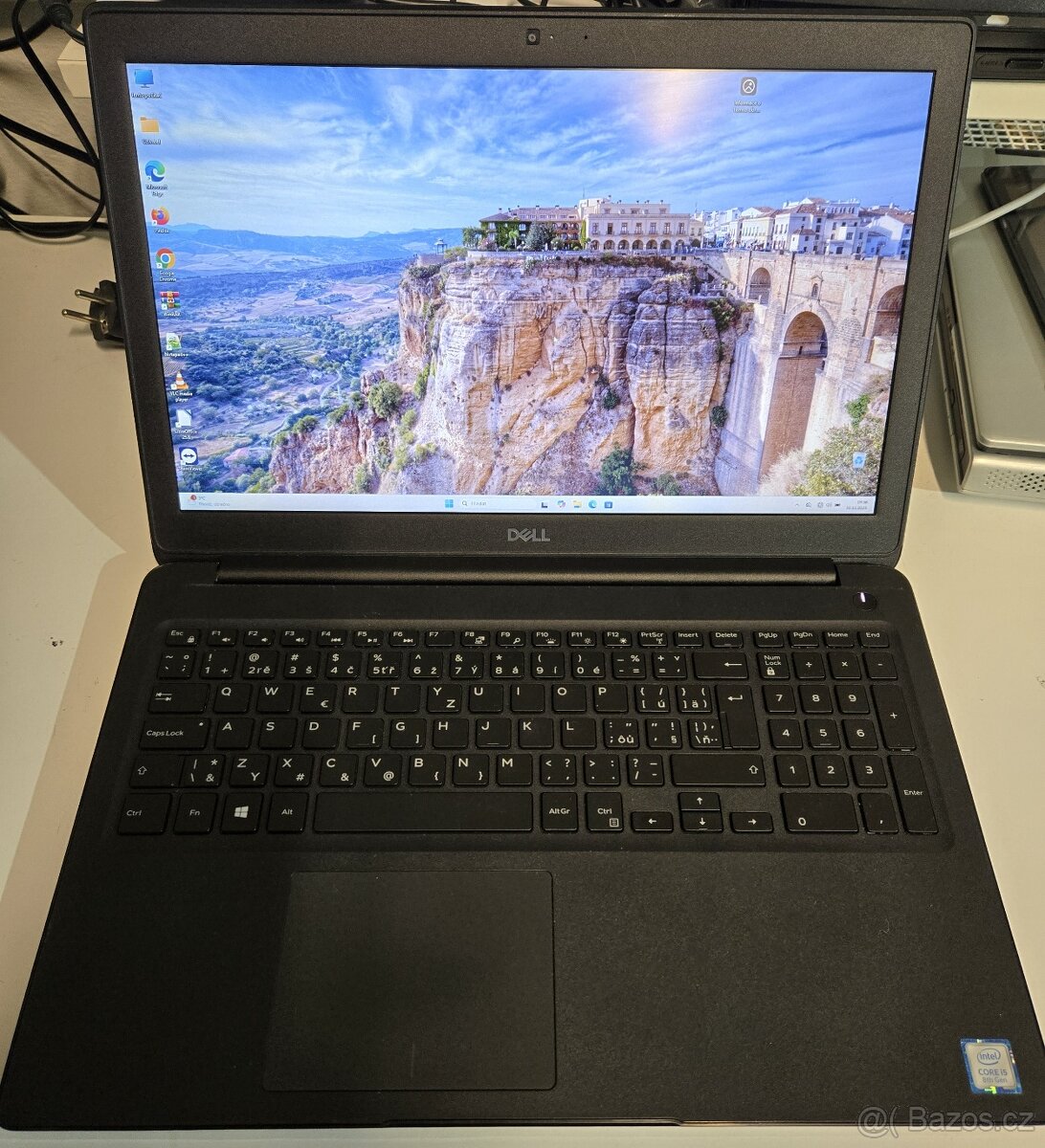 PRODÁM Dell Latitude 3500