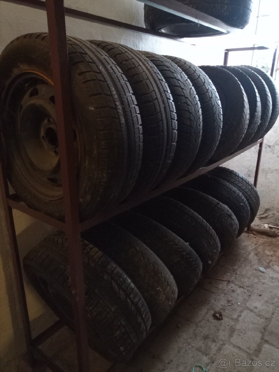 Pneumatiky 195/65 r15 včetně disků
