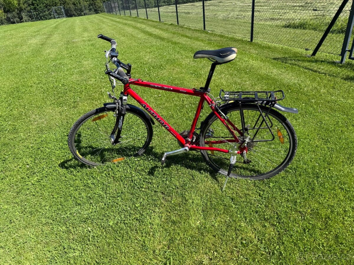 Trekové kolo Authot