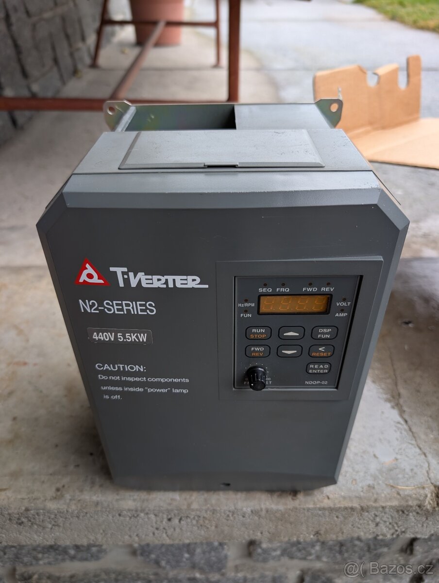 Frekvenční měnič 5,5kw - výborný stav