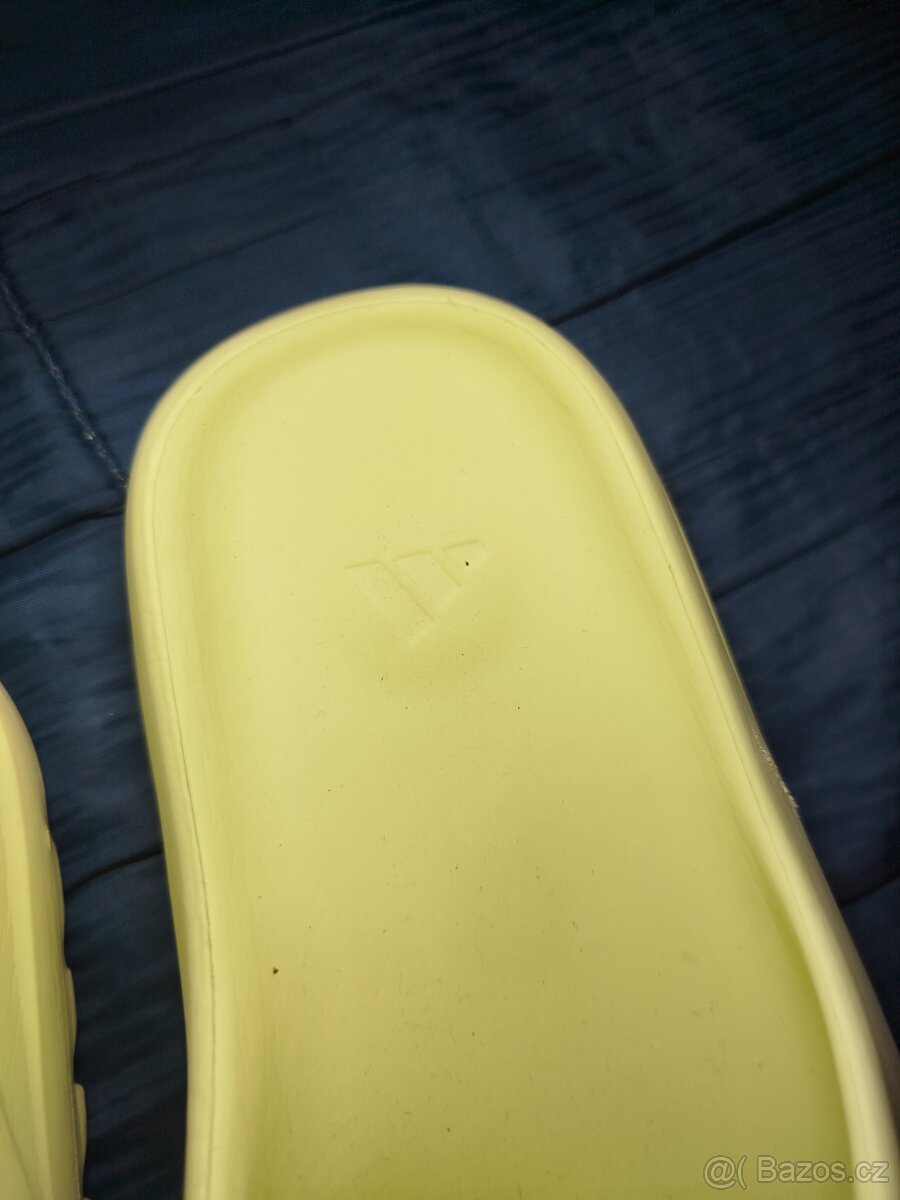 Yeezy slide