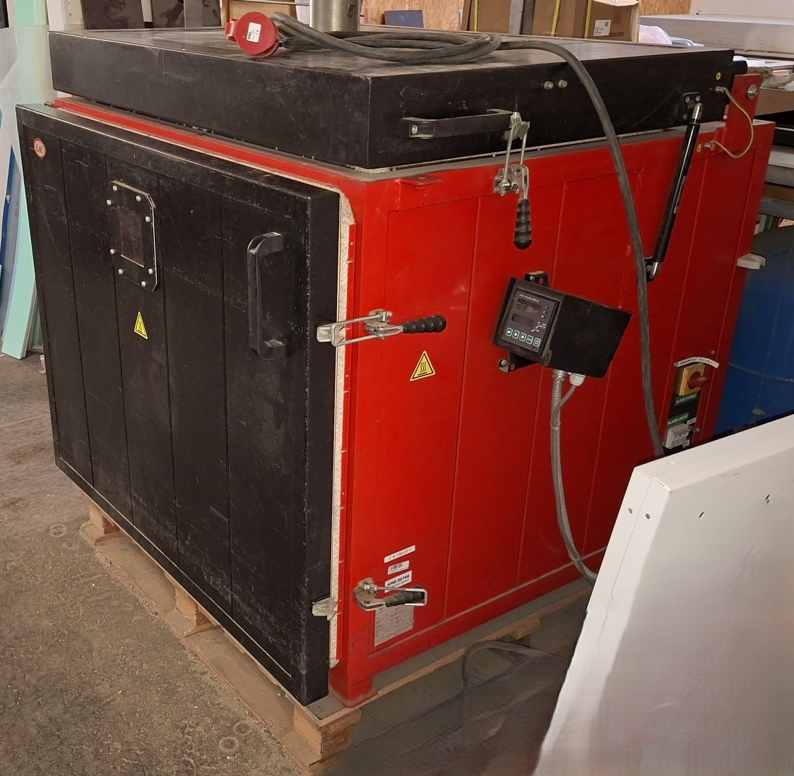 Pec-sušárna 380V,4kW programovatelná regulace