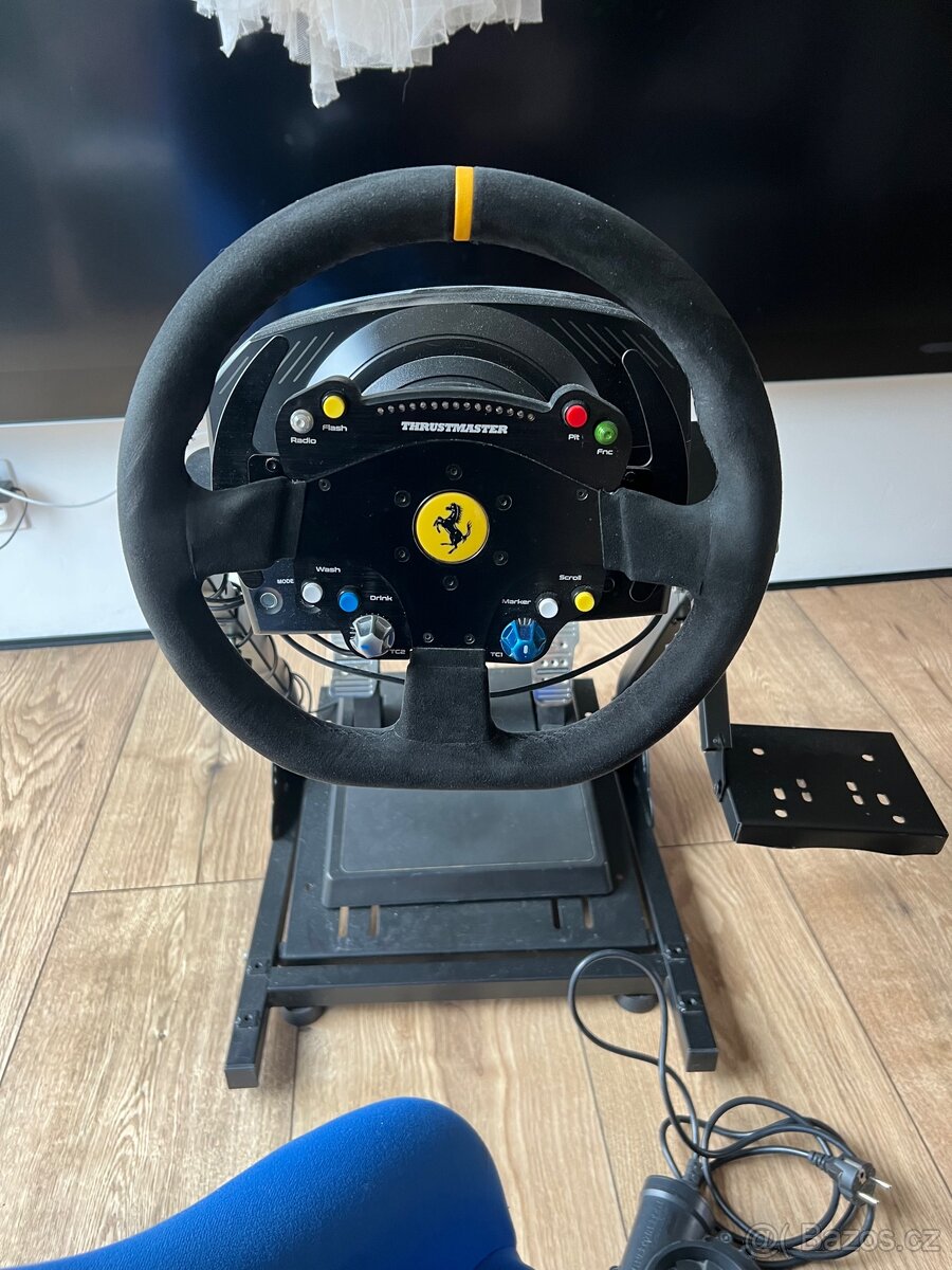Thrustmaster TSPC + ruční brzda, stojan