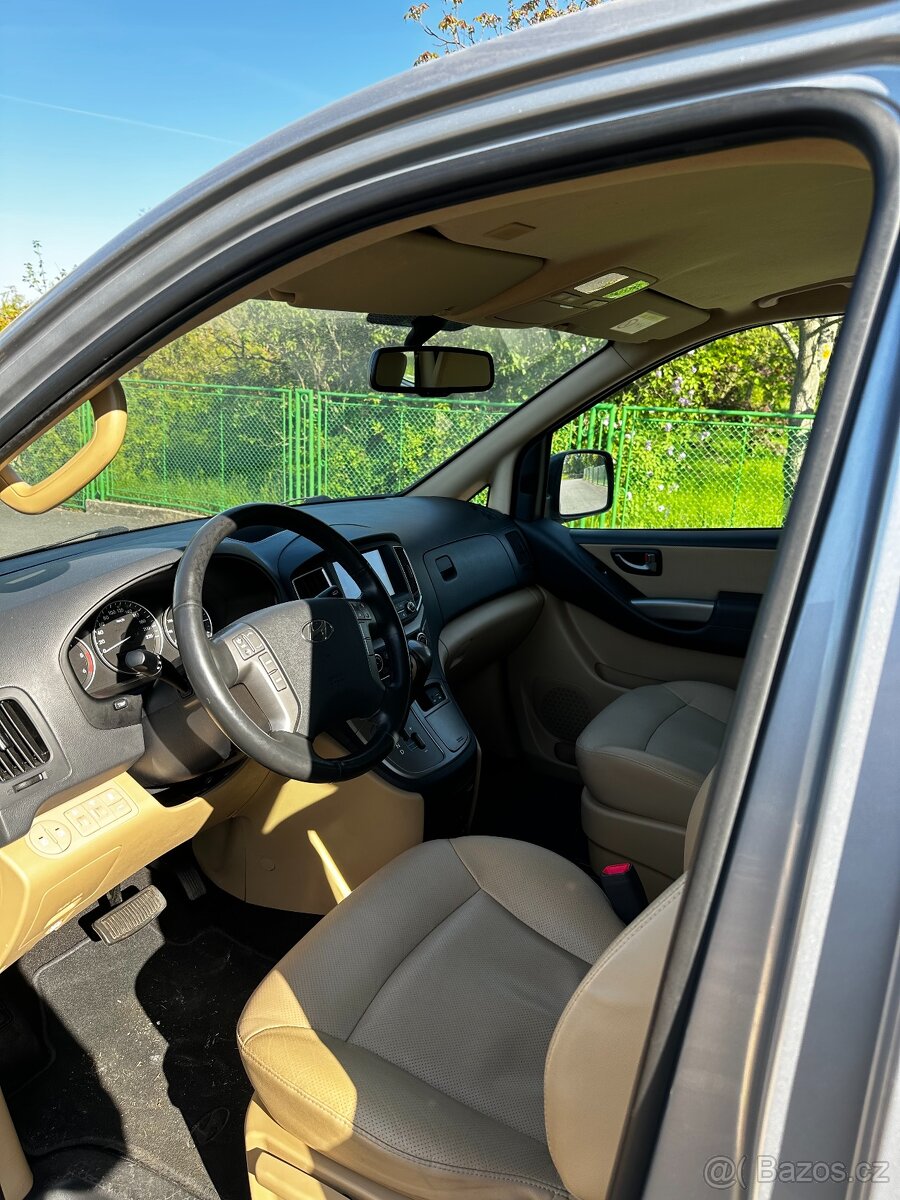 Hyundai H-1