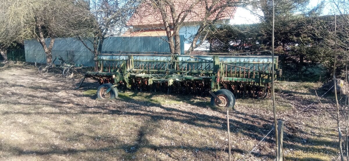 Secí stroj Roudnice 6m