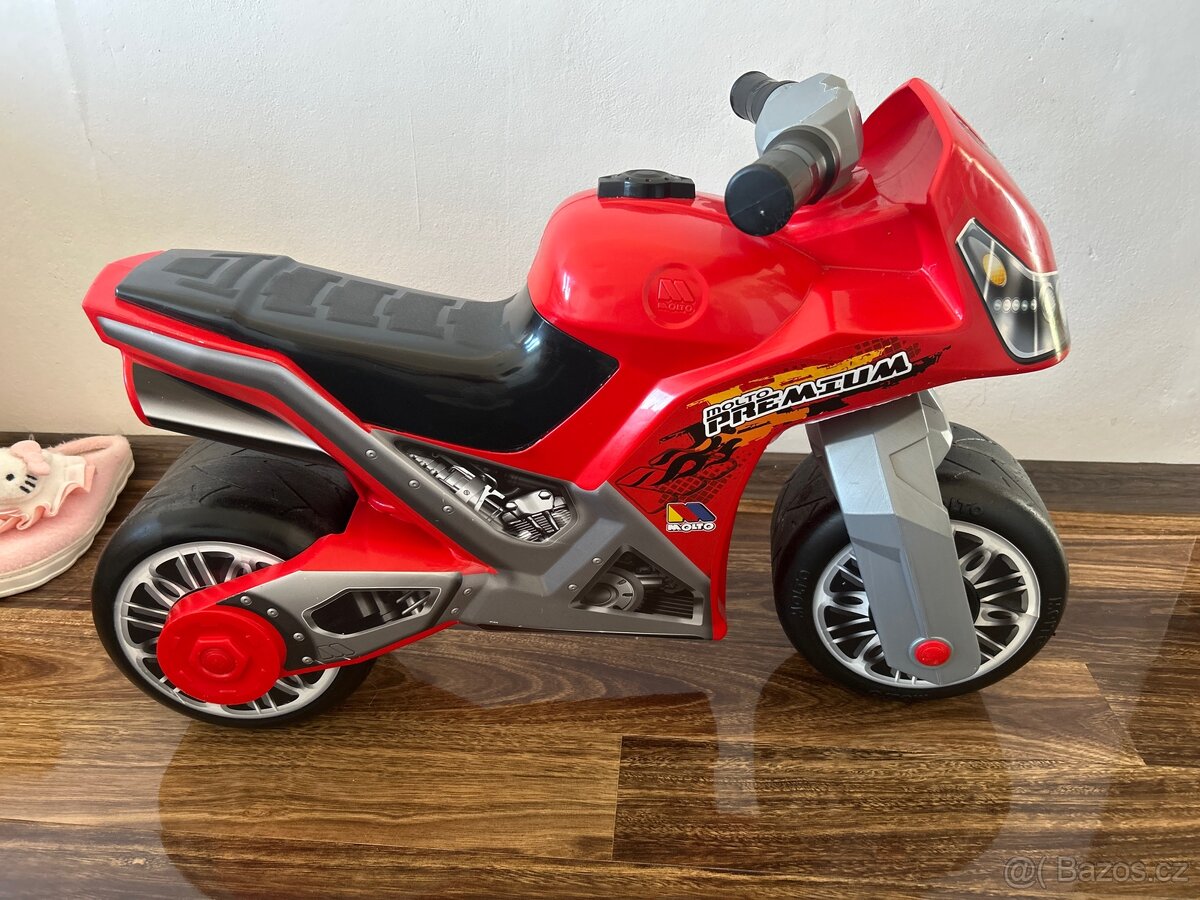 Odrážedlo Moto