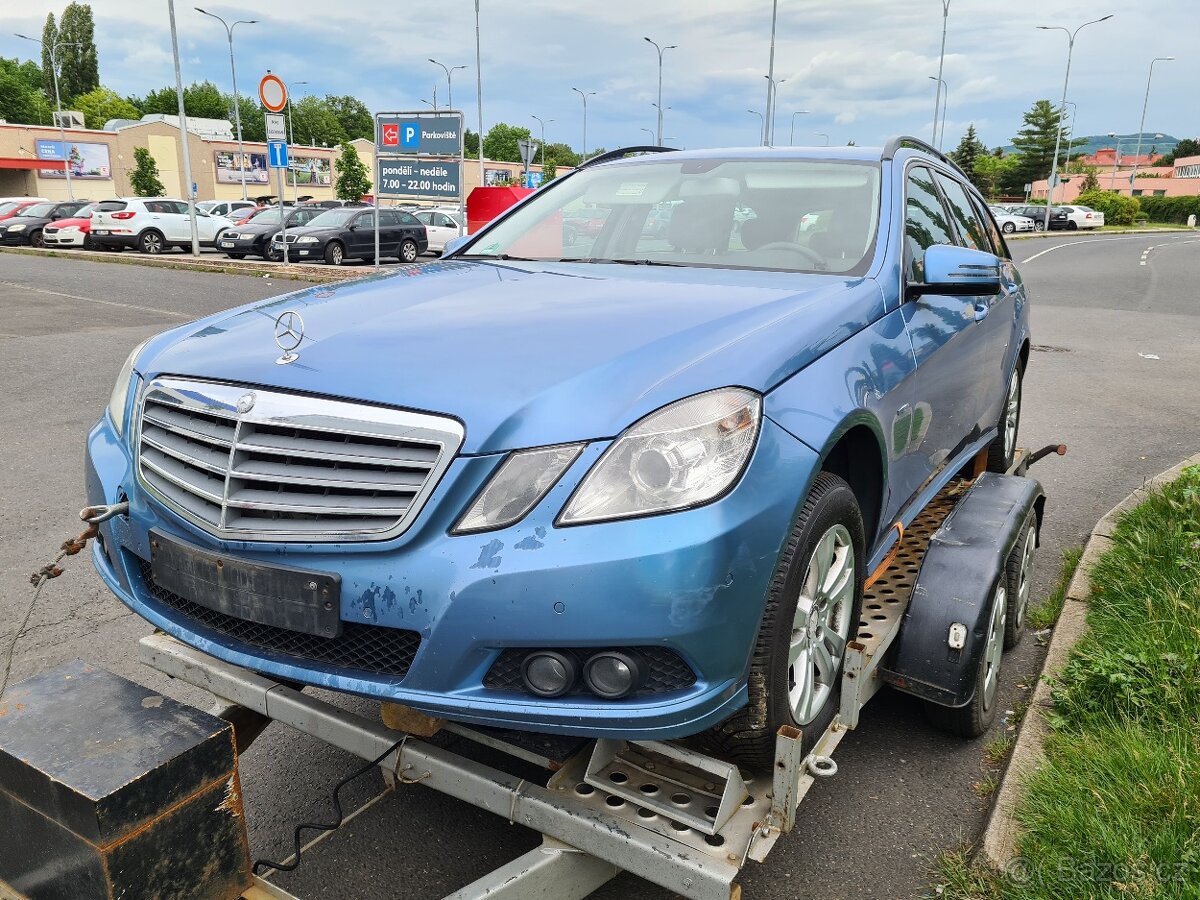 Nahradni dily Mercedes w212
