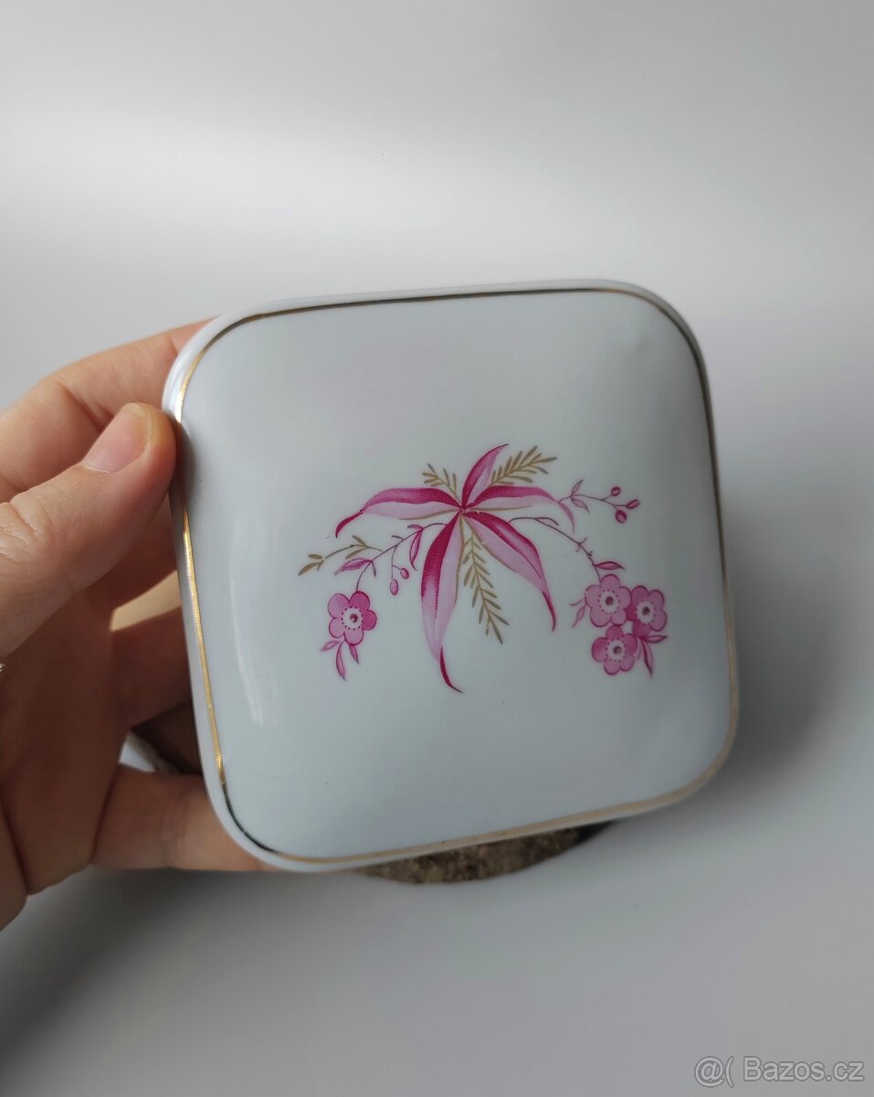 Starožitná porcelánová dóza šperkovnice Jlmenau (1930-1949)