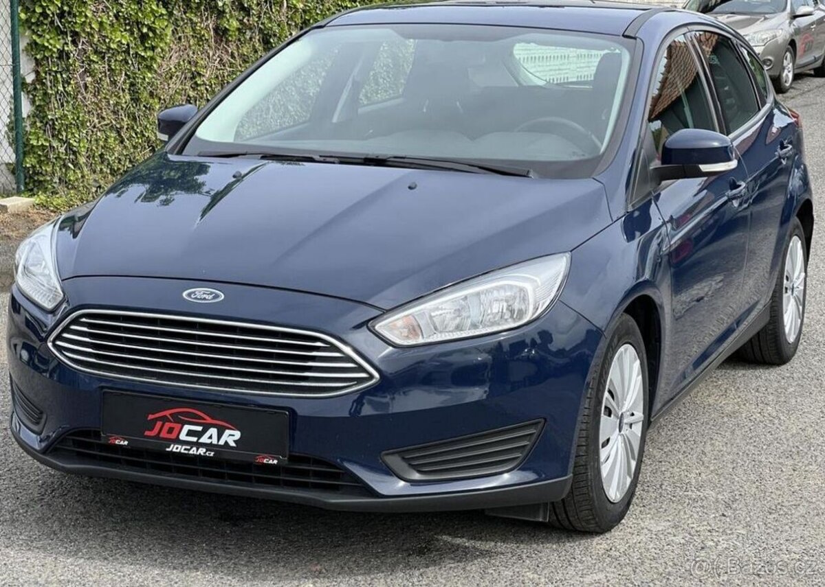 Ford Focus 1.6i KLIMA KOUPENO V ČR 1.MAJ. manuál 77 kw