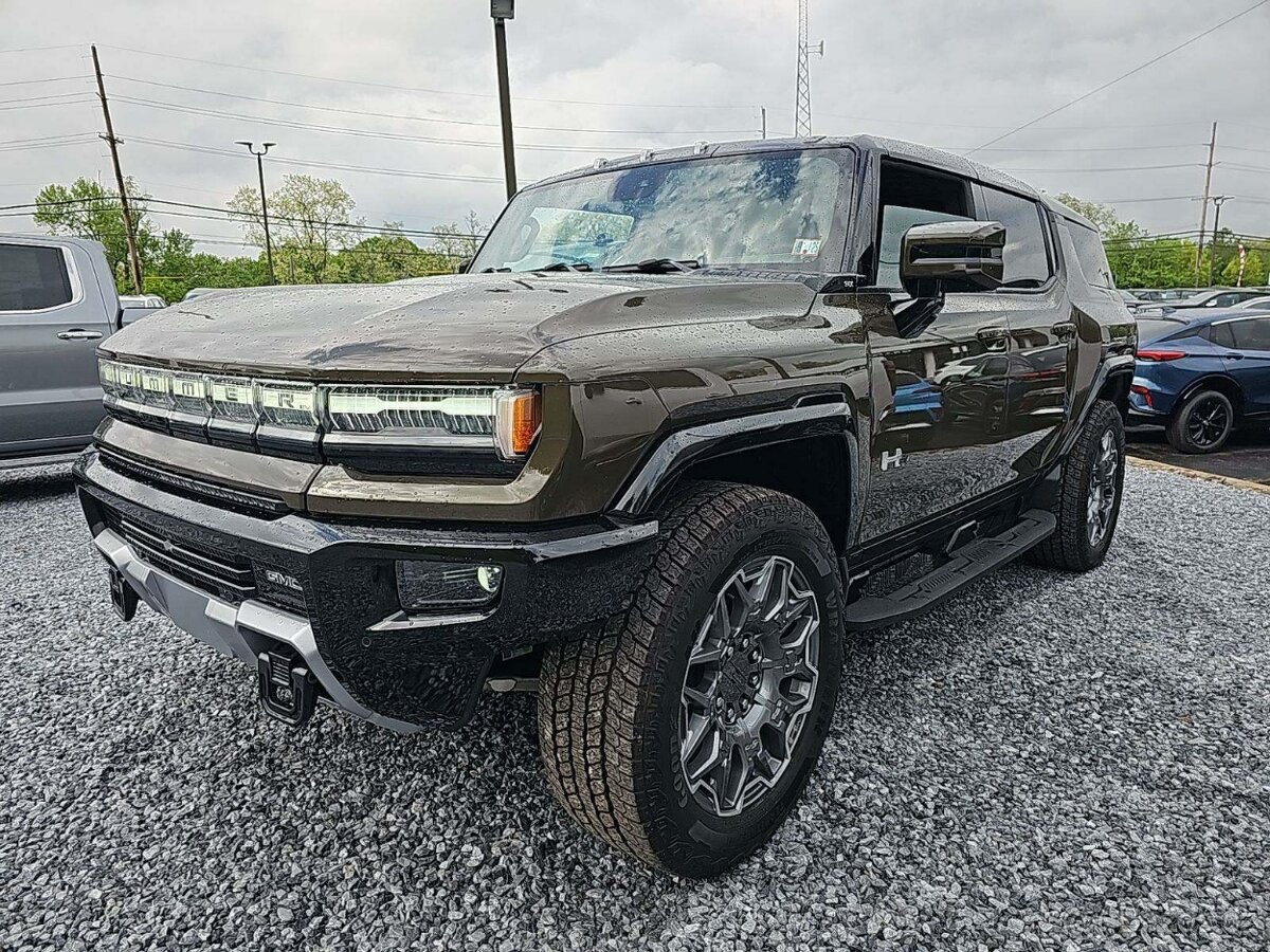 GMC Hummer EV SUV 2025