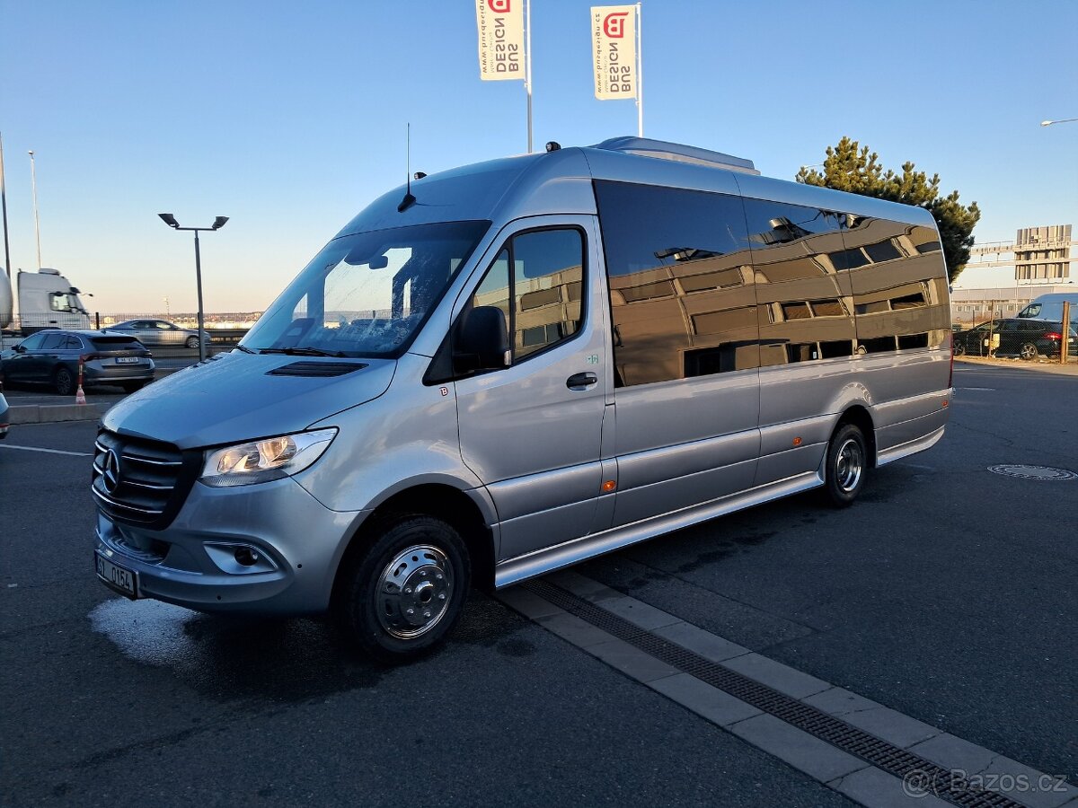 Mercedes-Benz Sprinter 517 22+1+1
