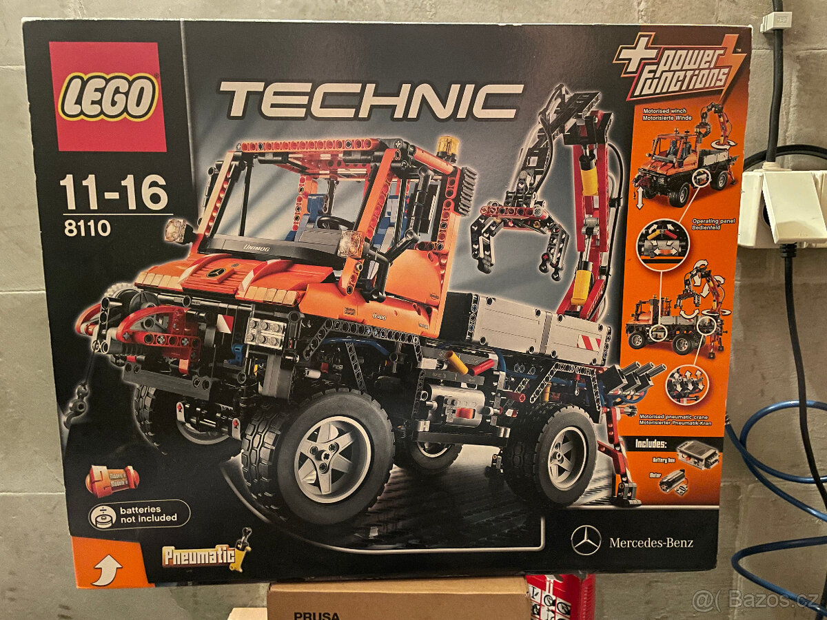 Lego Technic 8110 Mercedes Unimog prázdná krabice