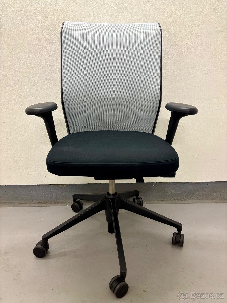 Kancelářské židle Vitra ID Mesh
