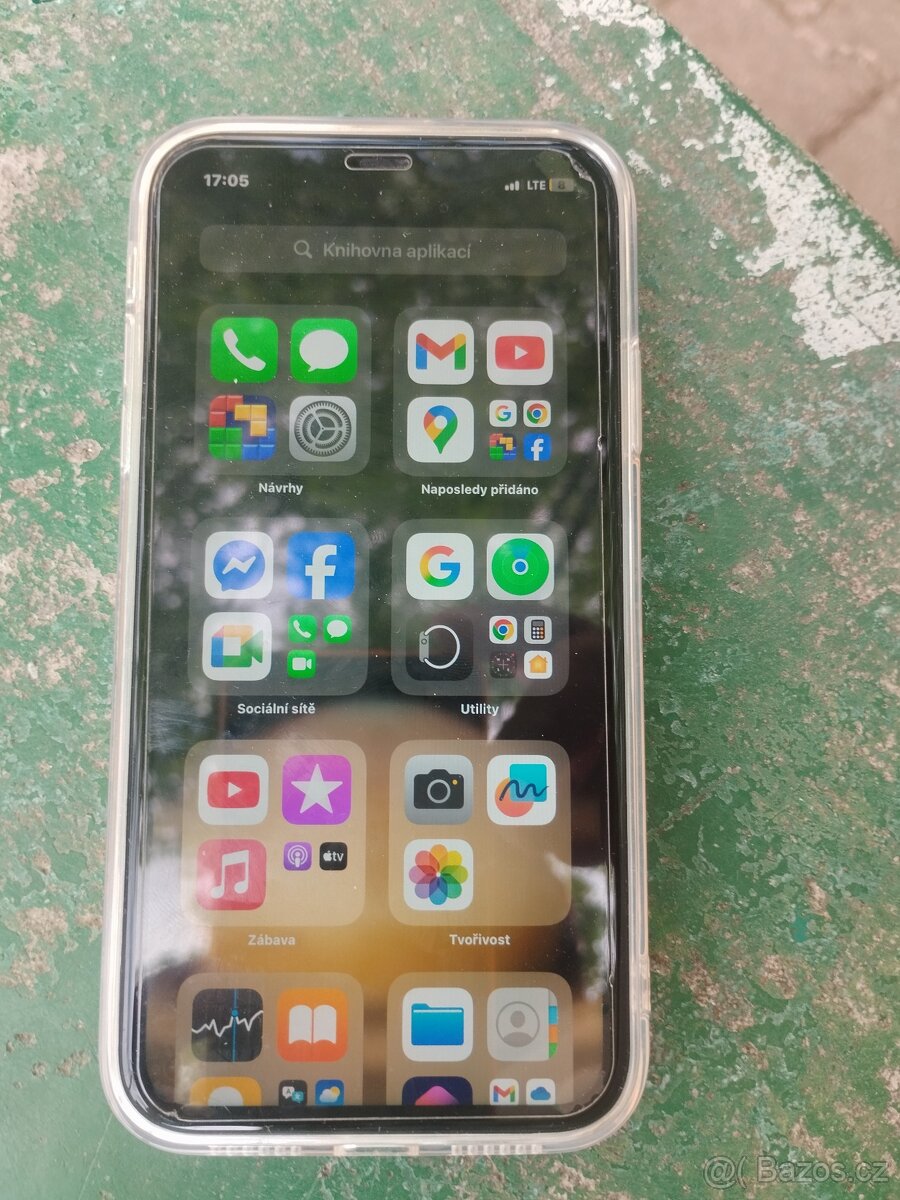 iPhone 11 64gb barva bílá