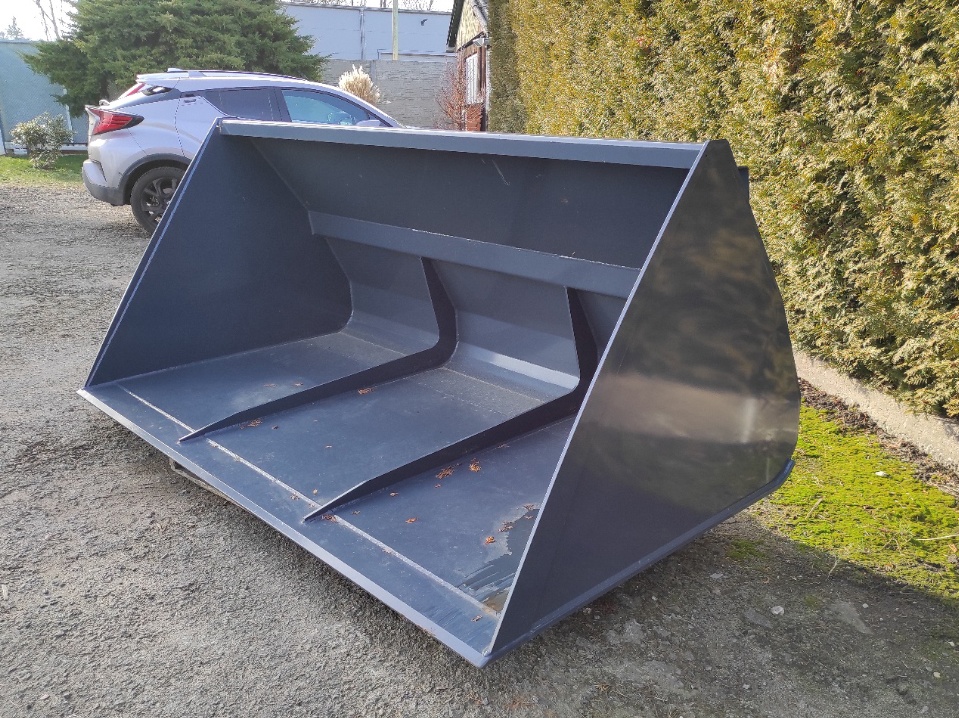 Lopata velkoobjemová 220cm, 1,5m3, uchycení euro