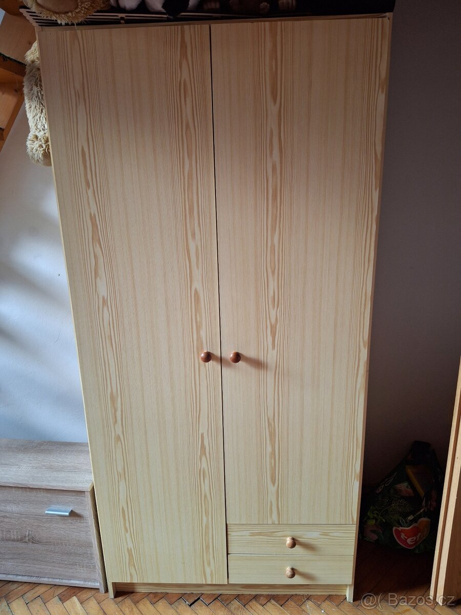 Dětská stěna do pokojíčku