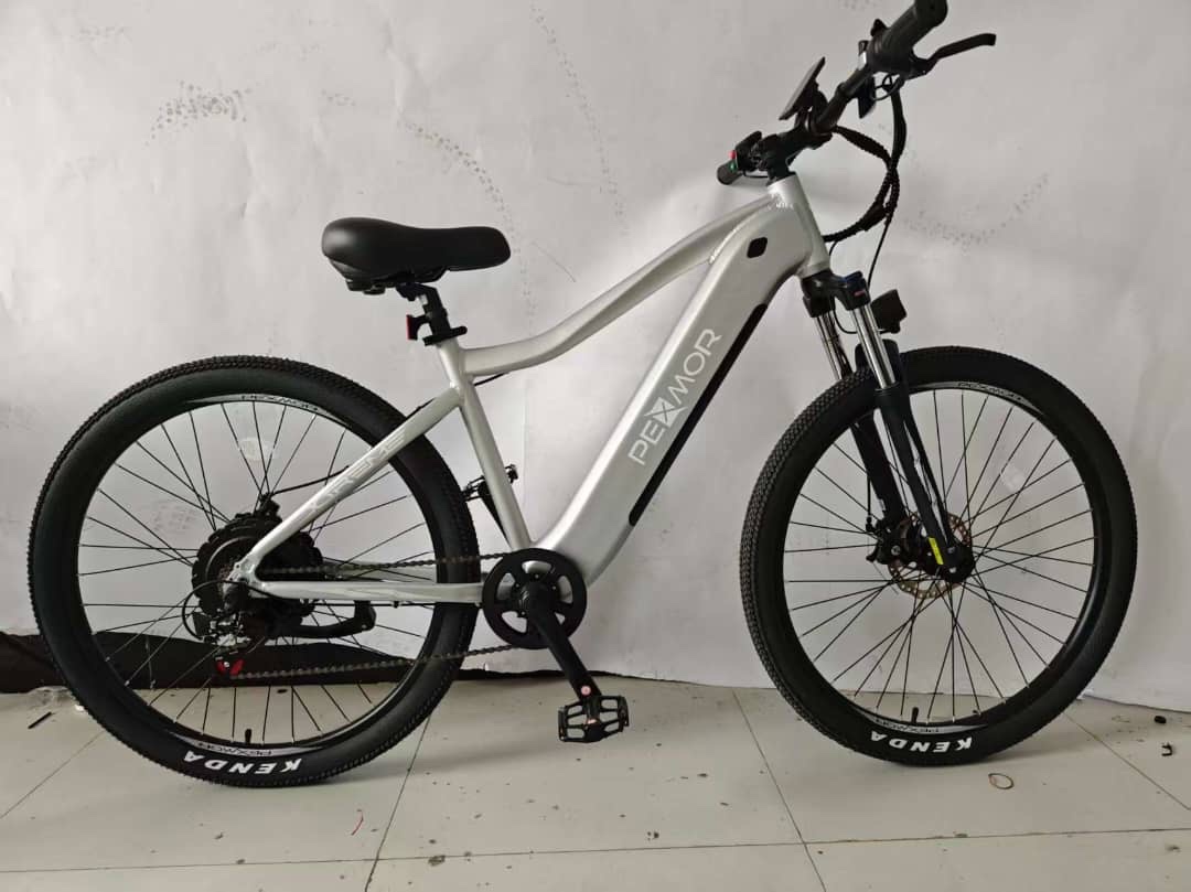 Nabízím nové elektrokolo s výkonem 750 W.