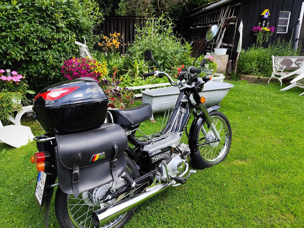 Moped Kentoya