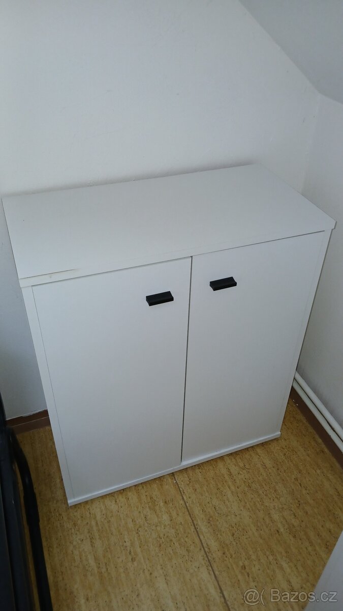 Skříňky malé
