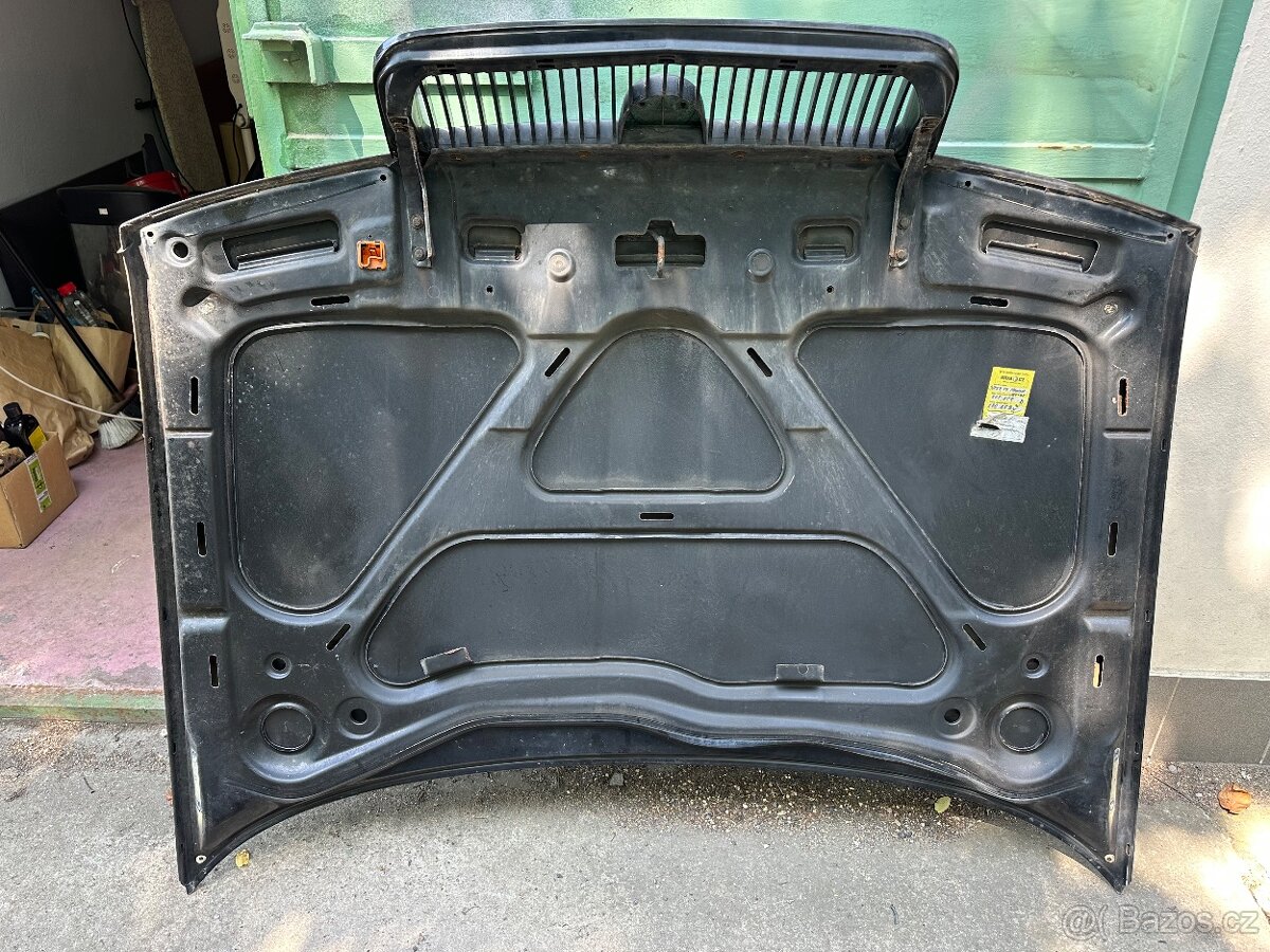 Kapota Octavia 1