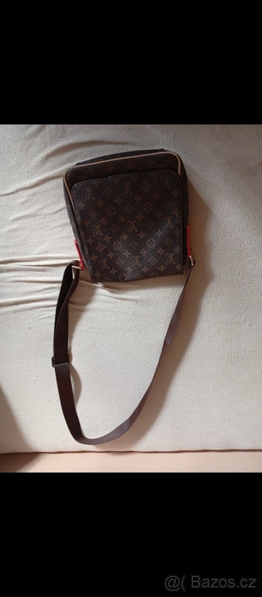 Louis Vuitton bag brašna