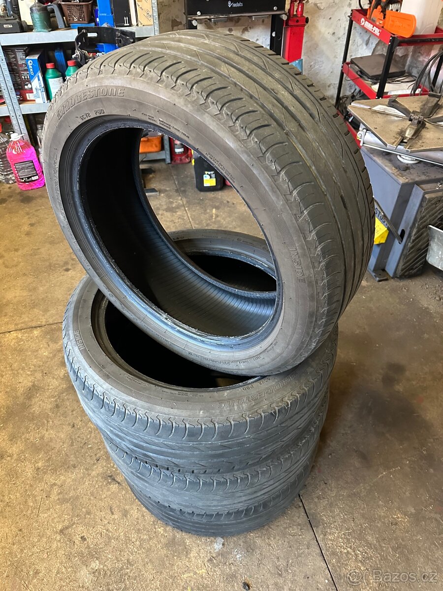 Letní pneu Bridgestone 215/50R18