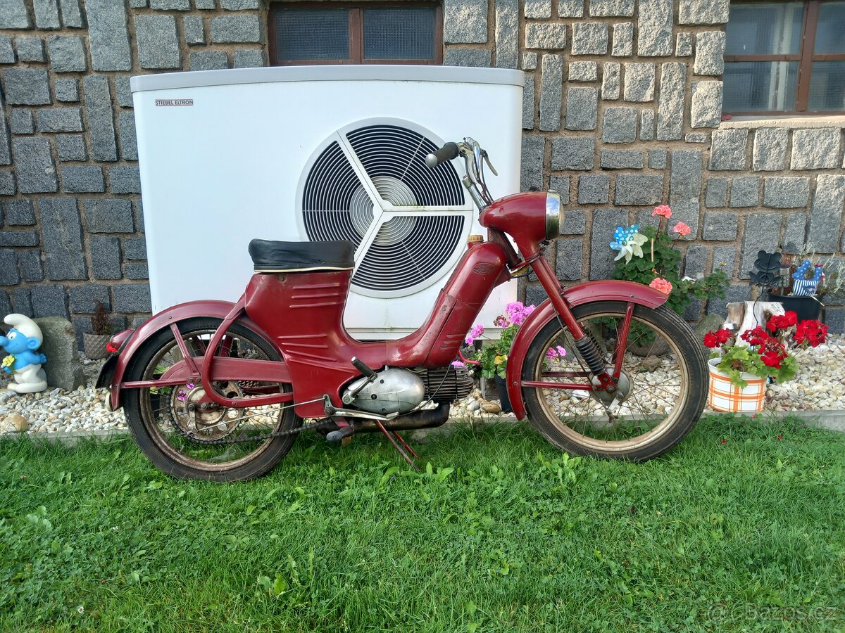 Jawa 550 pařez