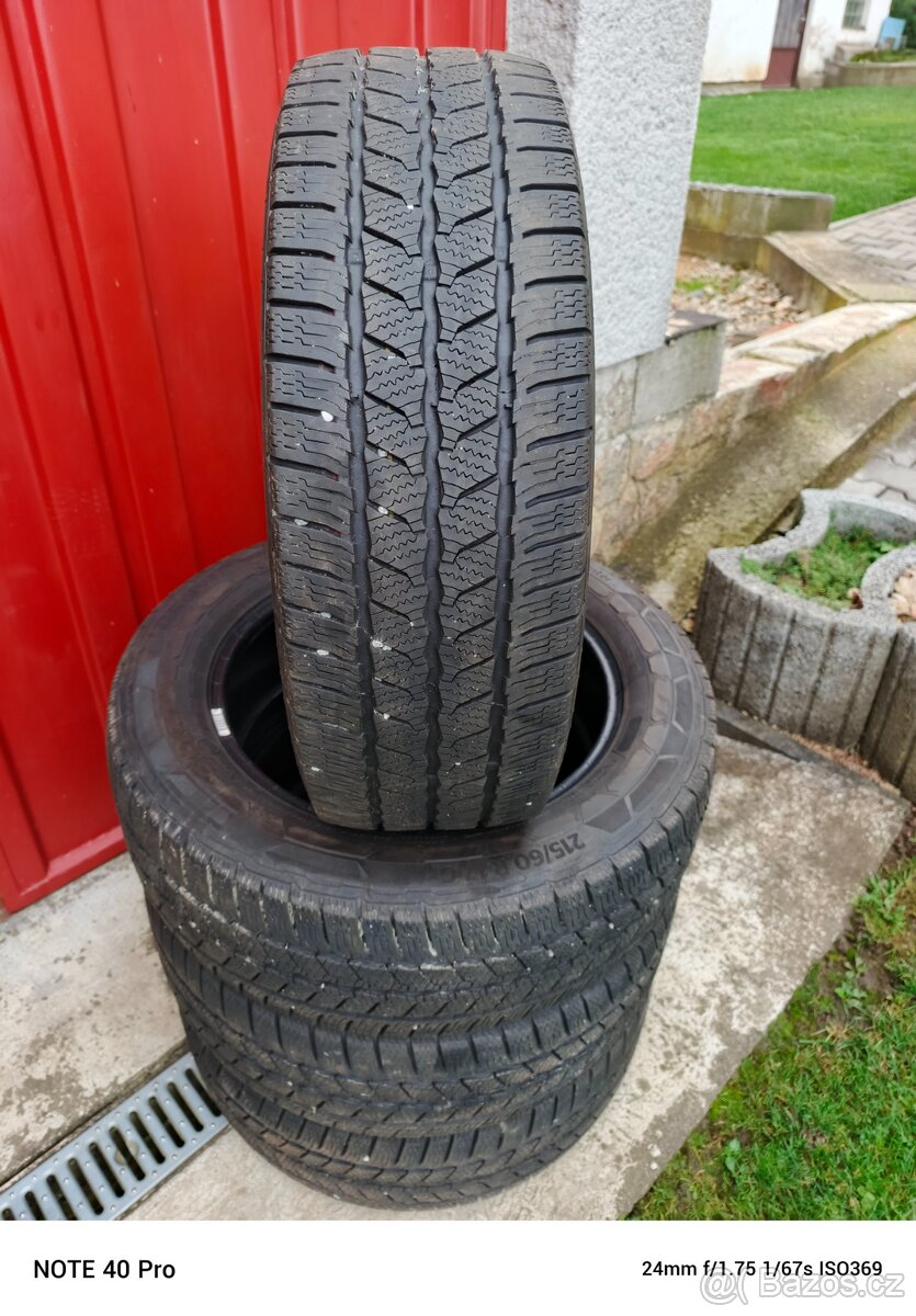 Pneu Continental 215/60/17C zimní