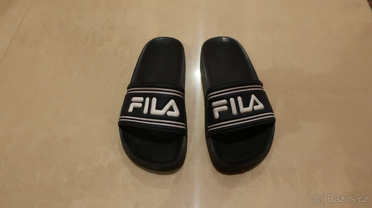 Fila pantofle