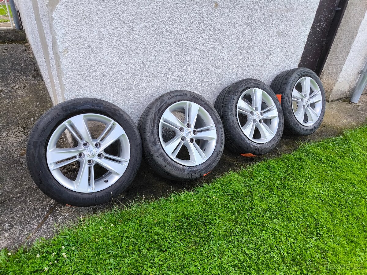 Alu kola s pneu 5x115
