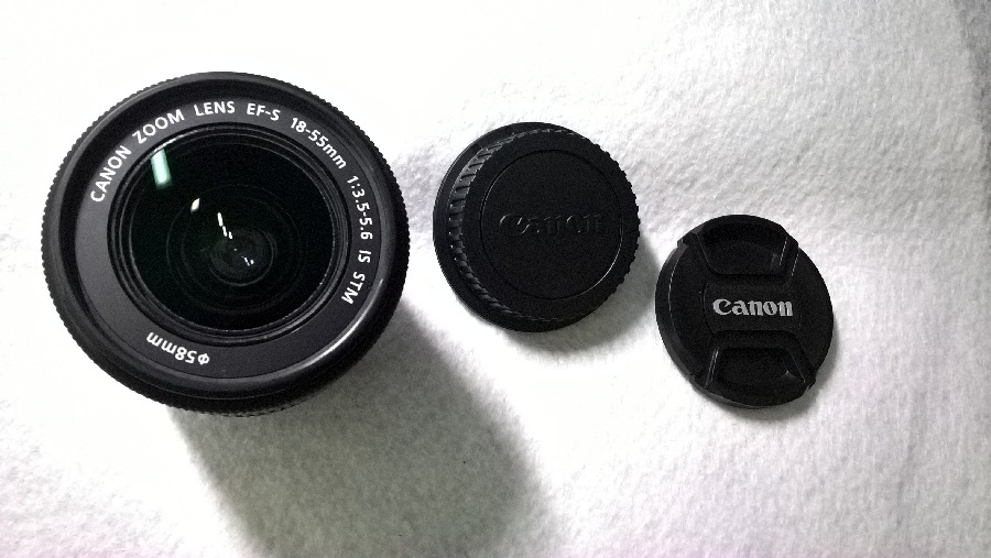 Objektiv Canon EF-S 18-55mm 1:3,5-5,6 IS STM