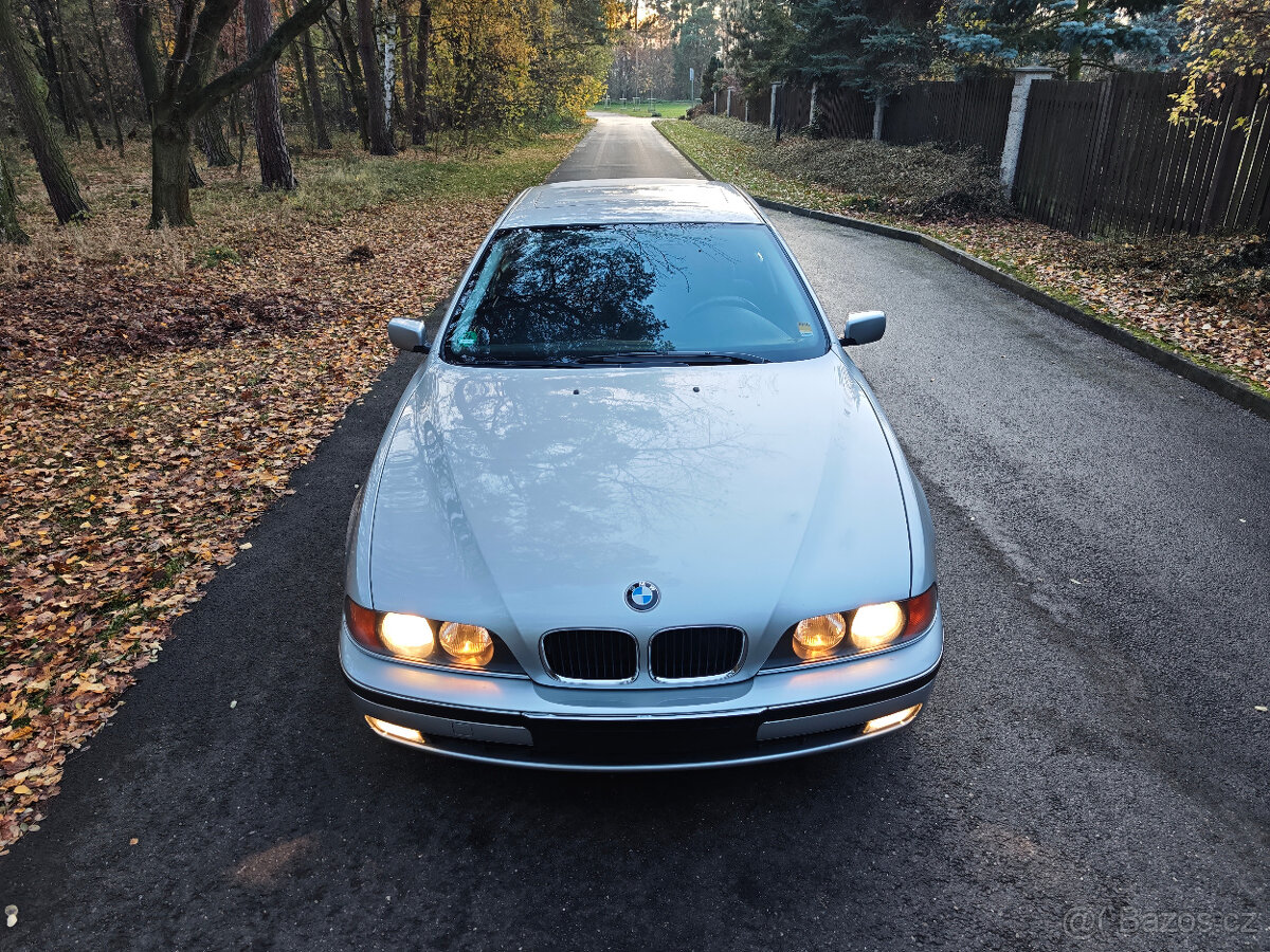 BMW E39 sedan,520i 110KW,manuál,klima,1998,POUZE 170XXXkm
