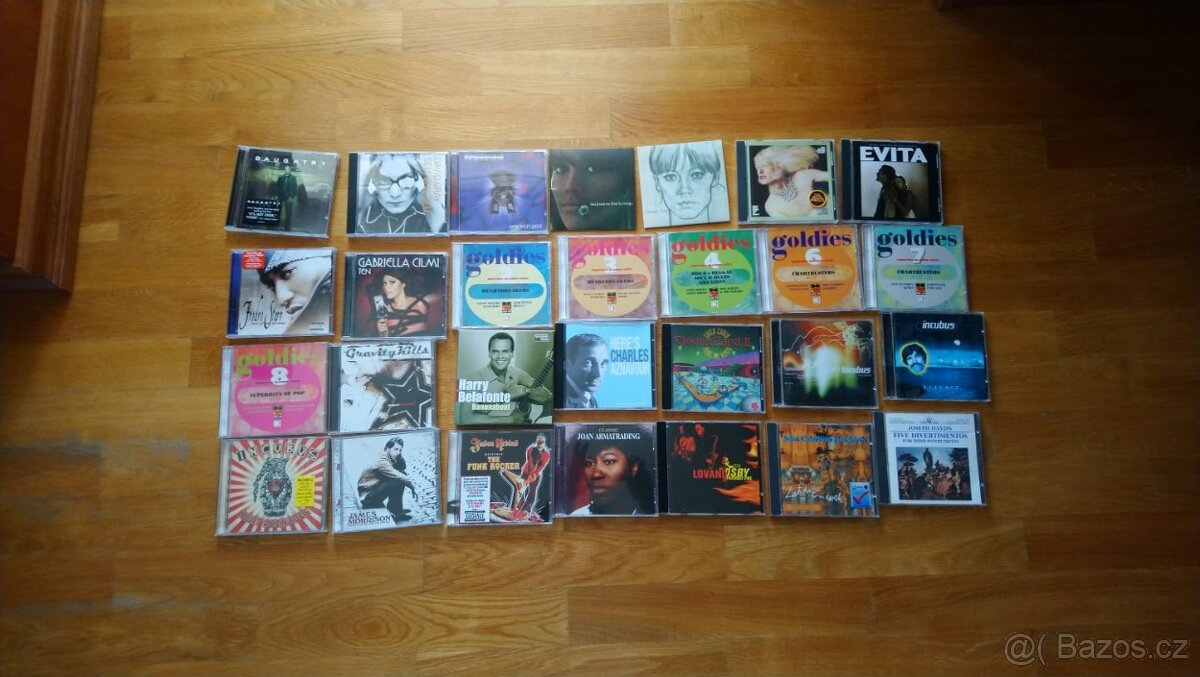 Prodám CD ve velmi dobrém stavu (2)