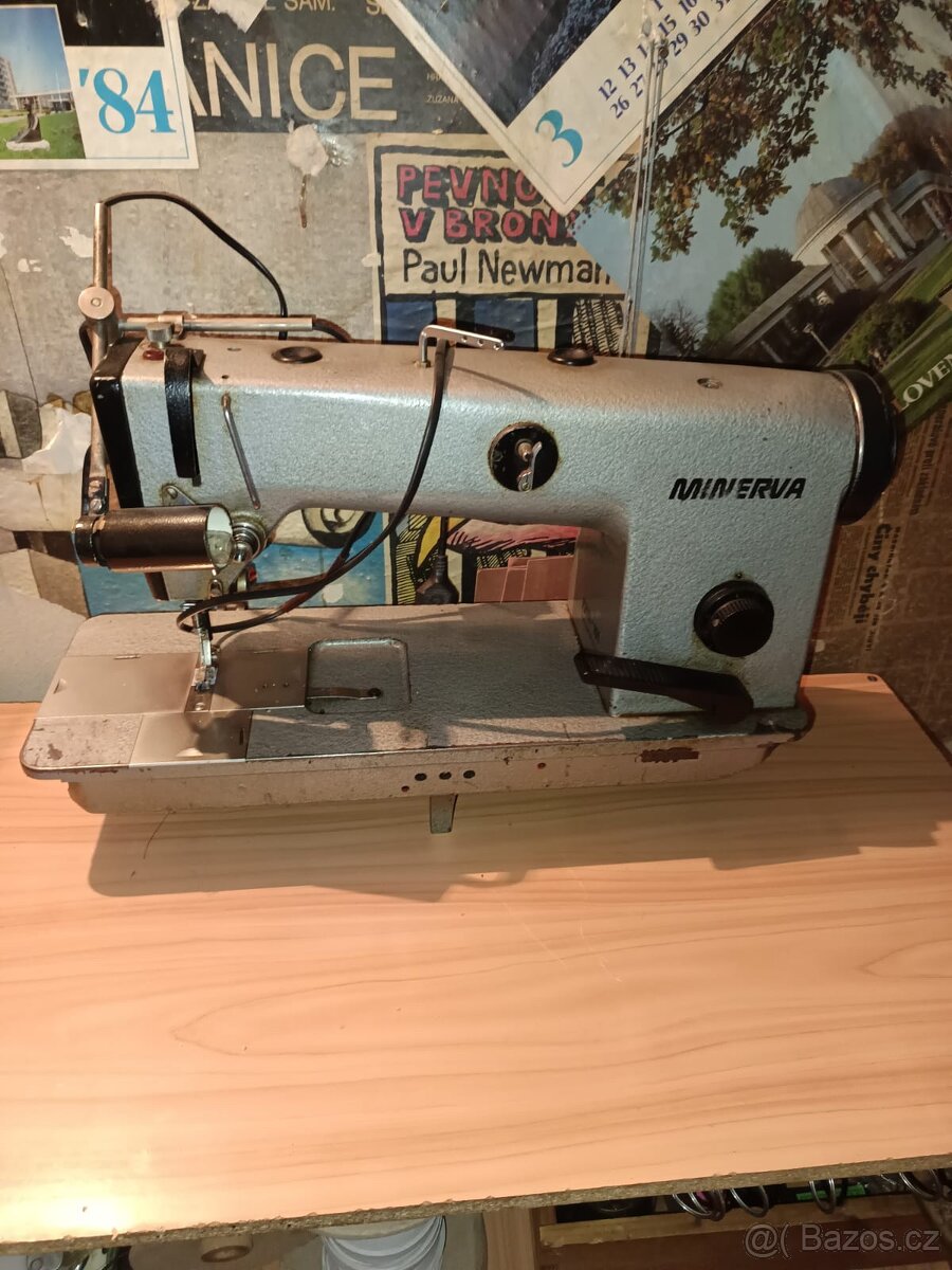 Prodám šicí stroj